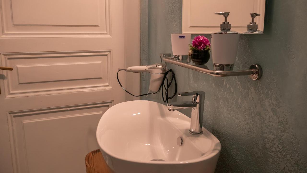 La Maison De Lulu Триест Экстерьер фото
